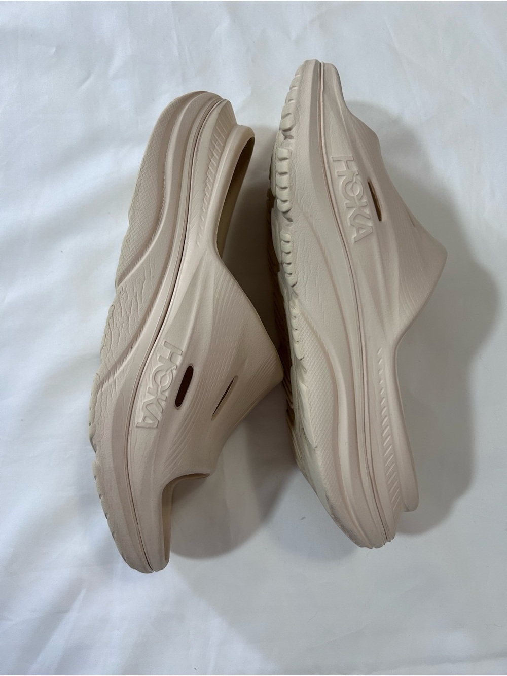 HOKA Beige Ora Recovery Slide,W7 - Picture 16 of 16